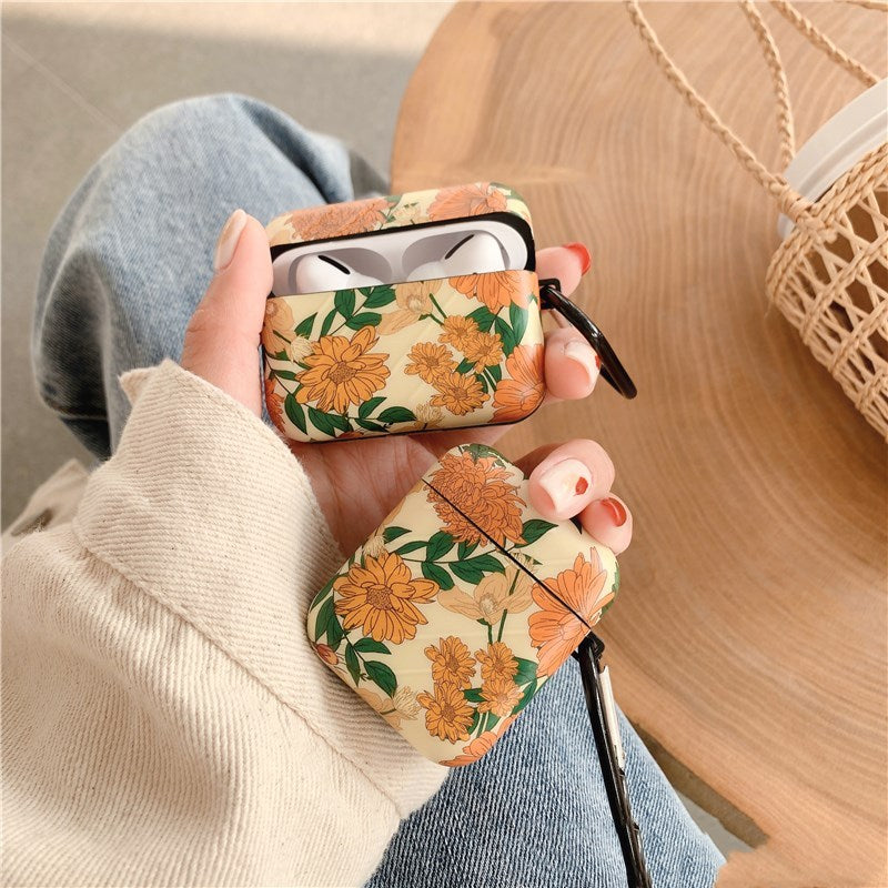 Compatible with Apple, Yellow daisies for AirPods cases